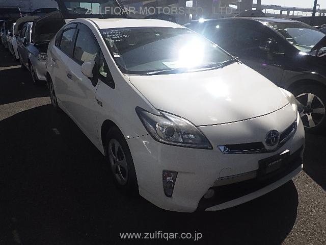 TOYOTA PRIUS PHV 2012 Image 11