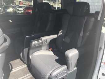 TOYOTA ALPHARD 2021 Image 18