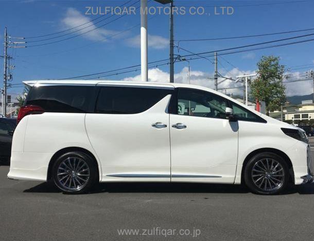 TOYOTA ALPHARD 2021 Image 9