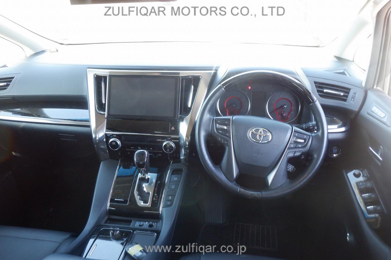 TOYOTA ALPHARD 2018 Image 7