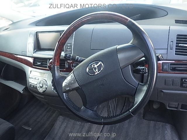 TOYOTA ESTIMA 2012 Image 10