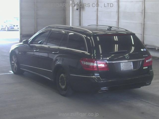 MERCEDES BENZ E CLASS STATION WAGON 2012 Image 2