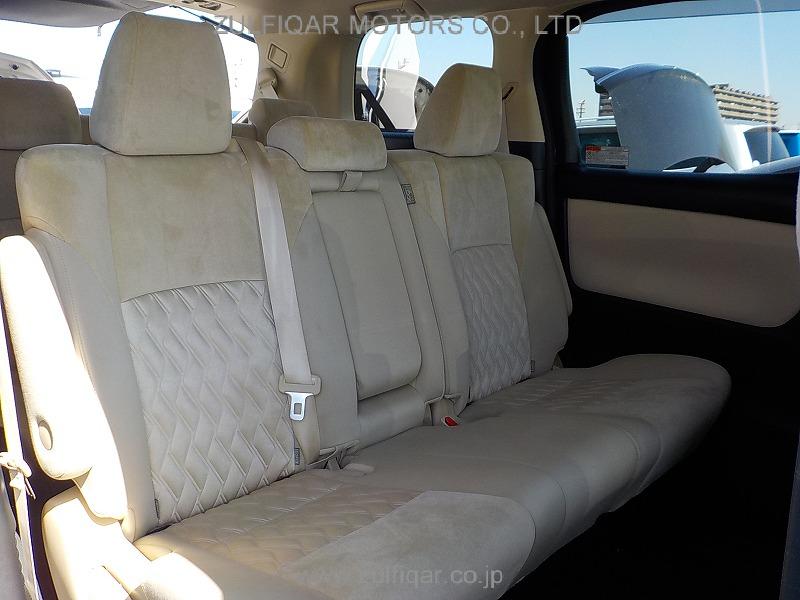 TOYOTA ALPHARD 2018 Image 12