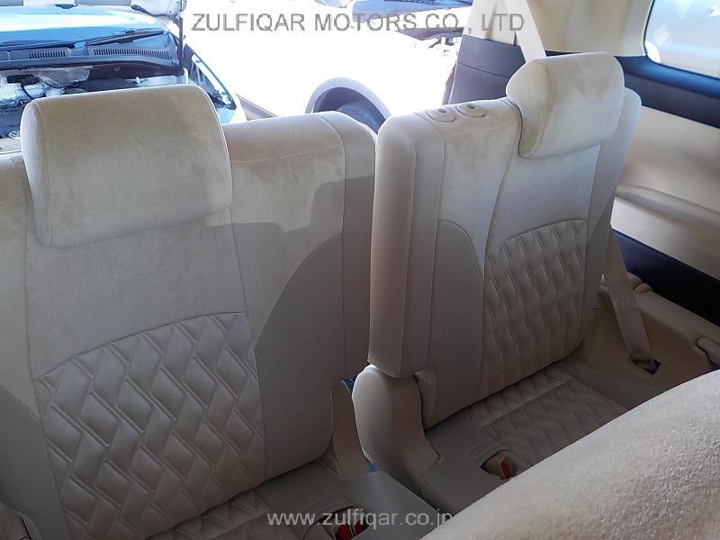 TOYOTA ALPHARD 2018 Image 19