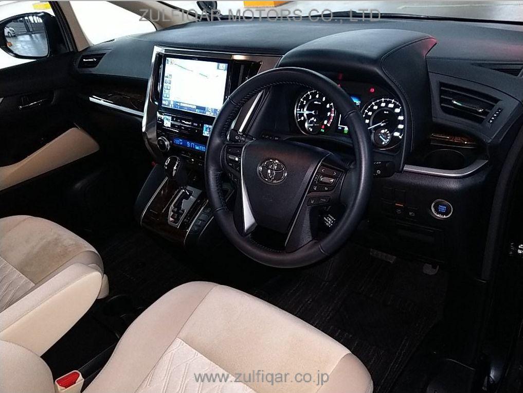 TOYOTA ALPHARD 2018 Image 3