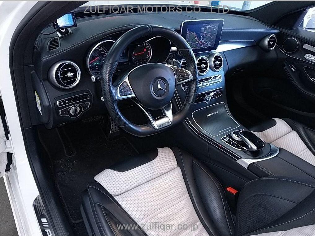 MERCEDES BENZ C CLASS 2015 Image 3