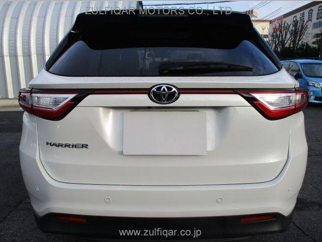 TOYOTA HARRIER 2018 Image 8