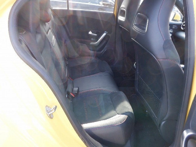 MERCEDES BENZ A CLASS 2020 Image 21