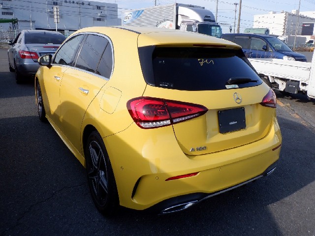 MERCEDES BENZ A CLASS 2020 Image 25