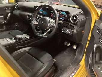 MERCEDES BENZ A CLASS 2020 Image 5