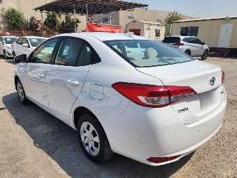 TOYOTA YARIS 2021 Image 3