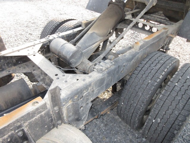 ISUZU ELF DUMP TRUCK 2000 Image 23