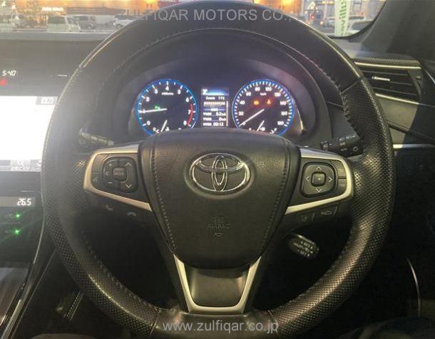 TOYOTA HARRIER 2018 Image 20