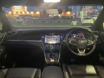 TOYOTA HARRIER 2018 Image 3