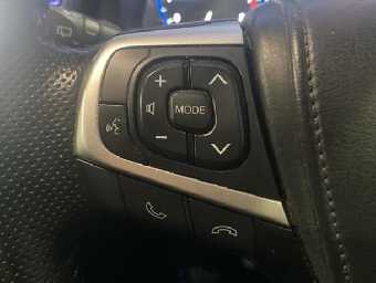 TOYOTA HARRIER 2018 Image 15