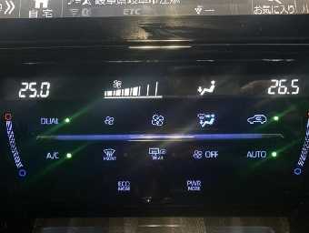 TOYOTA HARRIER 2018 Image 19