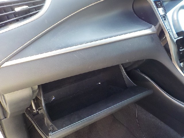 TOYOTA HARRIER 2018 Image 30