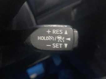 TOYOTA HARRIER 2018 Image 5