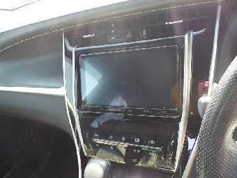 TOYOTA HARRIER 2019 Image 12