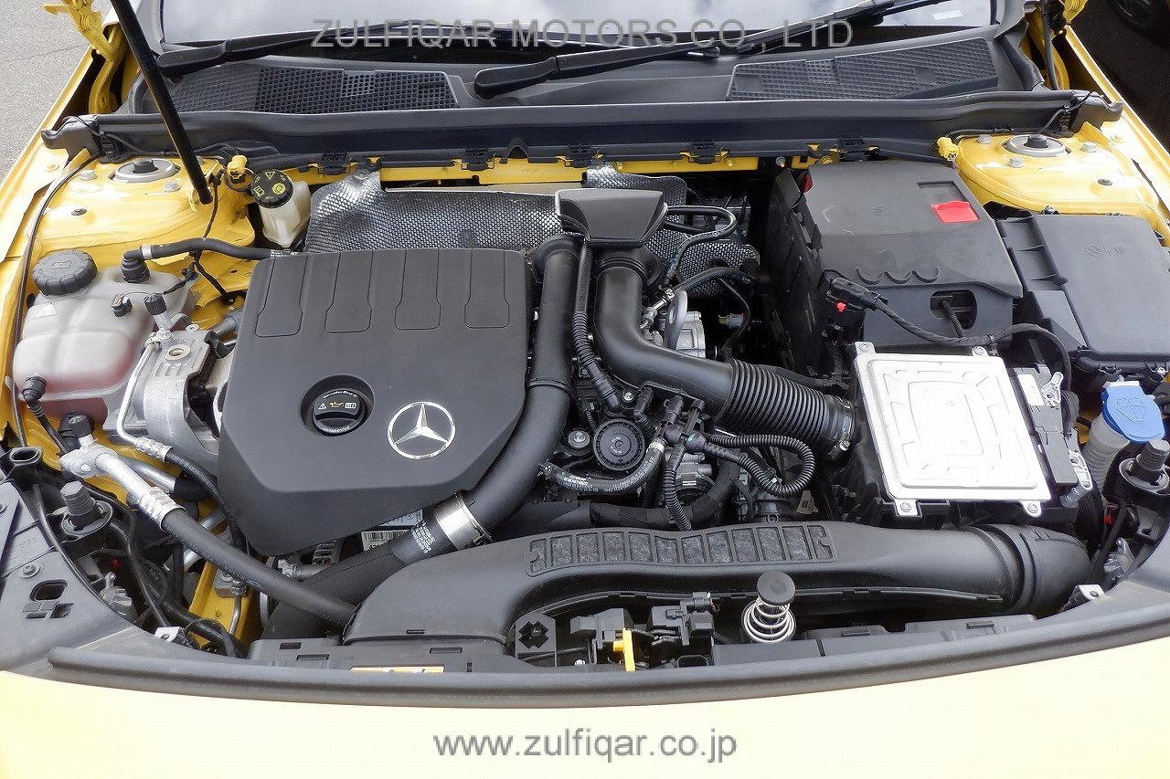 MERCEDES BENZ A CLASS 2020 Image 24