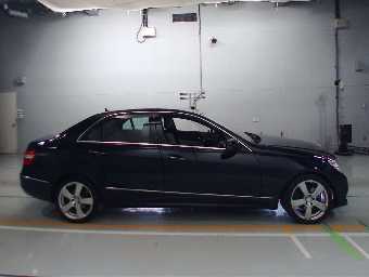 MERCEDES BENZ E CLASS 2010 Image 3