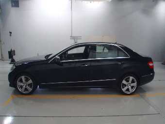 MERCEDES BENZ E CLASS 2010 Image 4