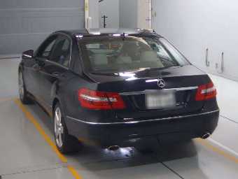 MERCEDES BENZ E CLASS 2010 Image 6