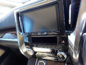 TOYOTA ALPHARD 2018 Image 4