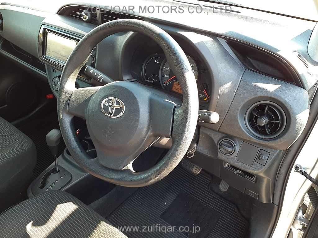 TOYOTA VITZ 2020 Image 7