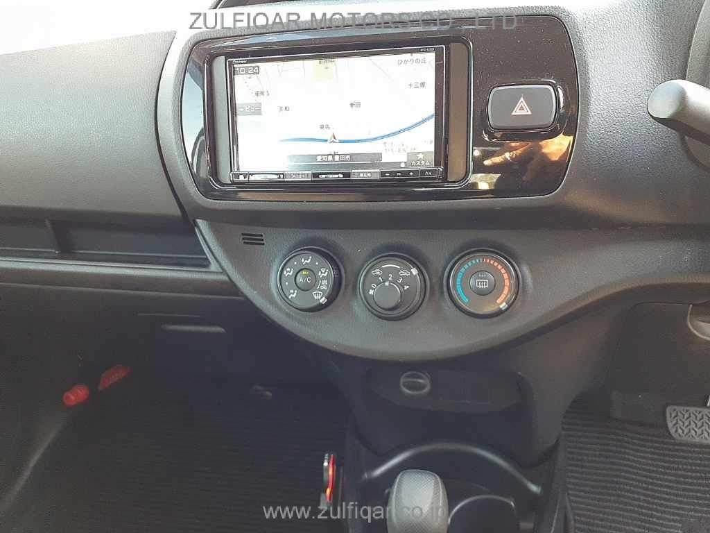 TOYOTA VITZ 2020 Image 10