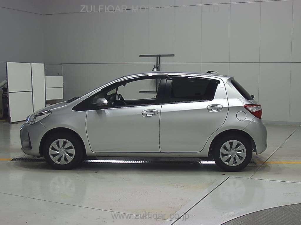 TOYOTA VITZ 2019 Image 4