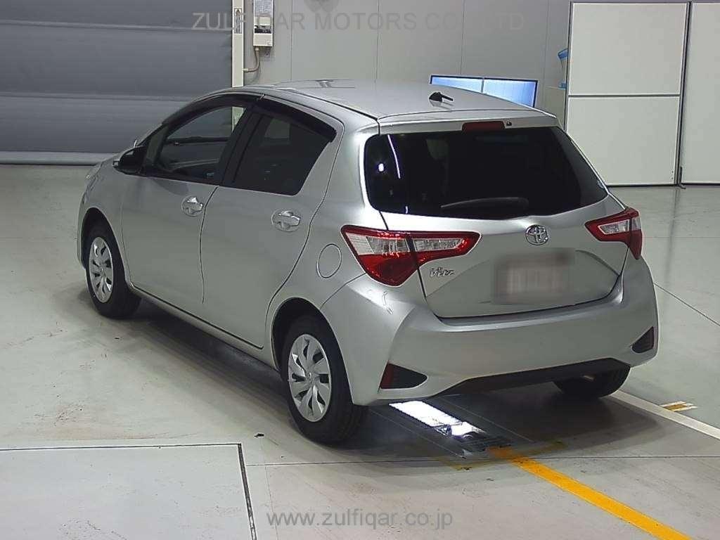 TOYOTA VITZ 2019 Image 6