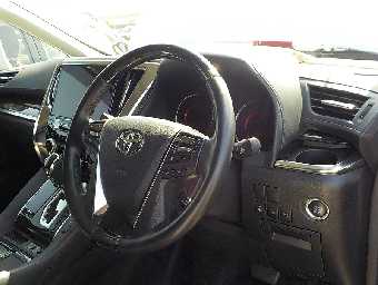 TOYOTA ALPHARD 2018 Image 11