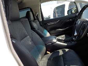 TOYOTA ALPHARD 2018 Image 15