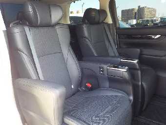 TOYOTA ALPHARD 2018 Image 16