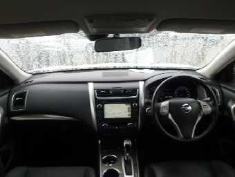 NISSAN TEANA 2018 Image 16