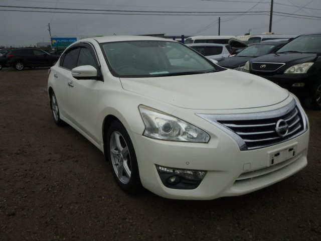 NISSAN TEANA 2018 Image 32