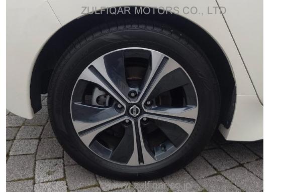 NISSAN LEAF 2020 Image 5