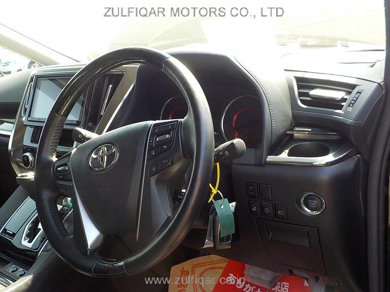 TOYOTA VELLFIRE 2019 Image 9