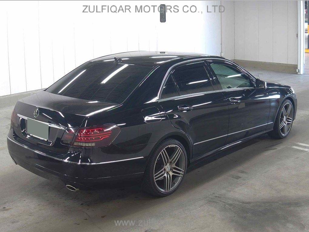 MERCEDES BENZ E CLASS 2009 Image 5