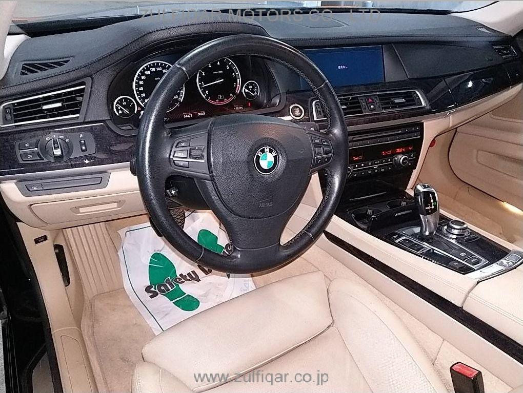 BMW 7 SERIES 2009 Image 3