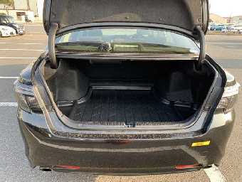TOYOTA MARK X 2017 Image 10