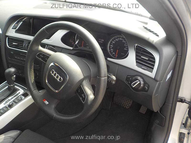 AUDI A4 AVANT 2010 Image 8