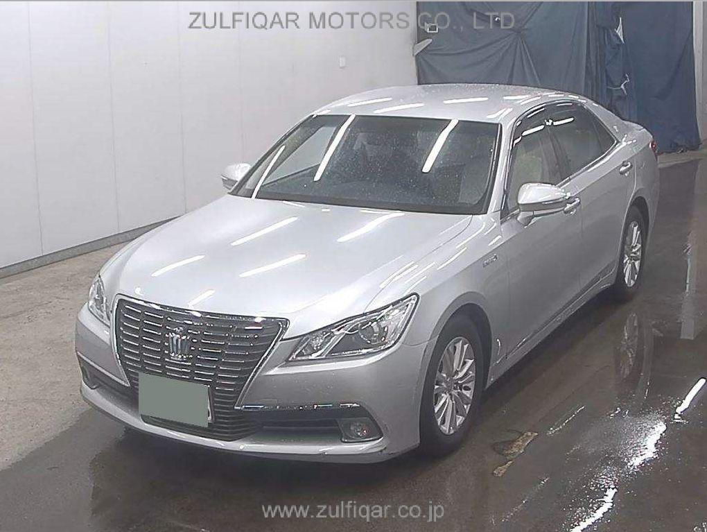 TOYOTA CROWN HYBRID 2013 Image 4