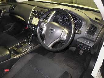 NISSAN TEANA 2018 Image 12