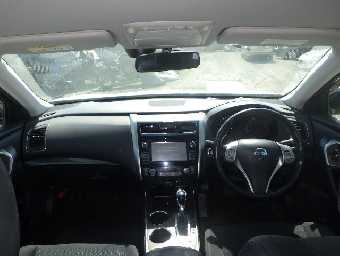 NISSAN TEANA 2018 Image 17