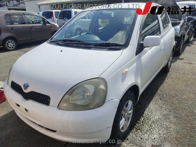 TOYOTA VITZ 2001 Image 7