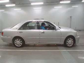 TOYOTA CROWN 2002 Image 3