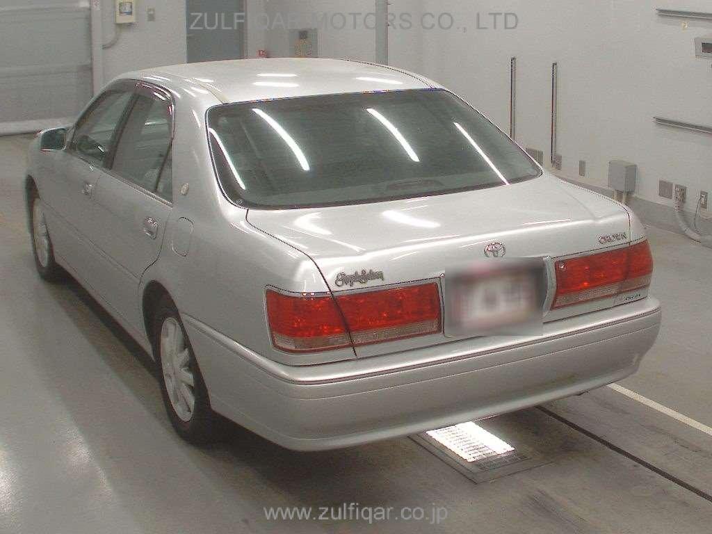 TOYOTA CROWN 2002 Image 6