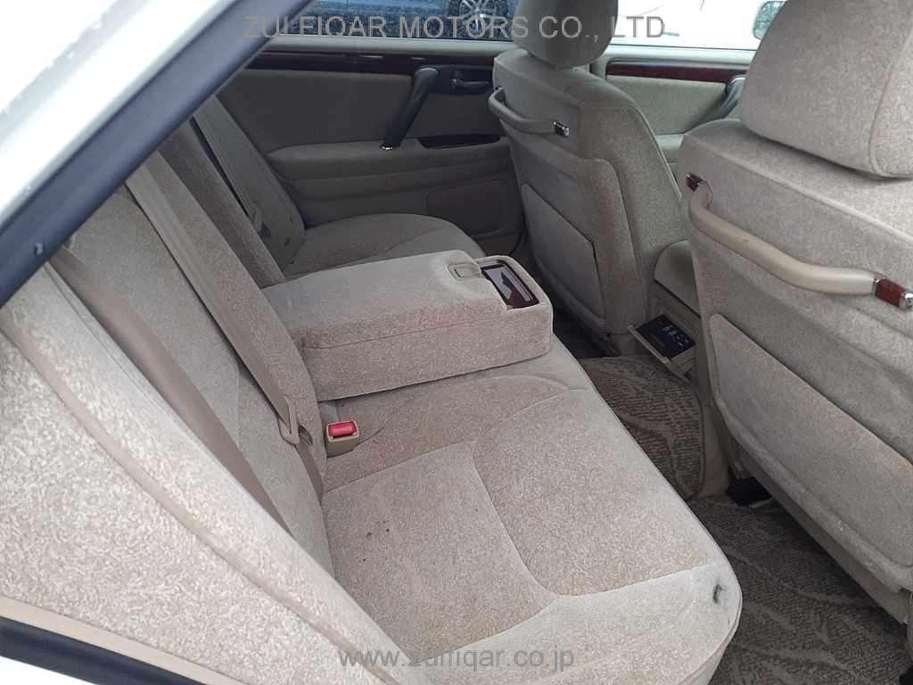 TOYOTA CROWN 2001 Image 10